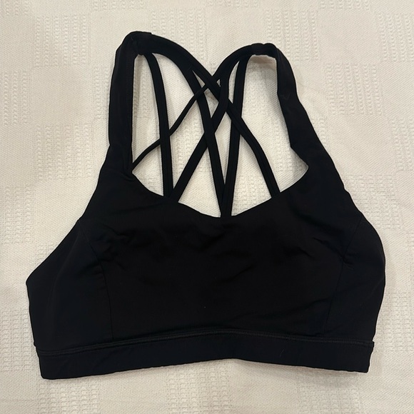lululemon Size 4 Free To Be Serene Bra - Excellent Condition - Picture 1 of 3
